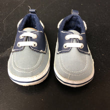 Load image into Gallery viewer, Boys Slip On Shoes
