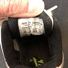 Load image into Gallery viewer, Boys Air Max Sneakers
