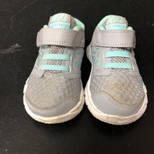Load image into Gallery viewer, Boys Velcro Sneakers
