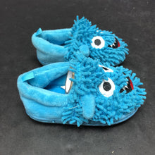 Load image into Gallery viewer, Boys Monster Slippers
