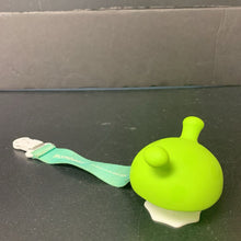 Load image into Gallery viewer, Teething Mushroom w/Clip
