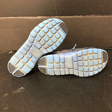 Load image into Gallery viewer, Boys Sneakers
