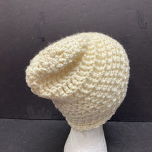 Load image into Gallery viewer, Girls Knit Hat
