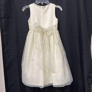 sleeveless sequin formal dress
