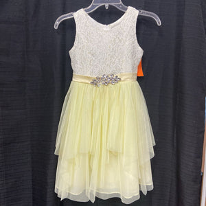 sleeveless lace top formal dress with jeweled beads