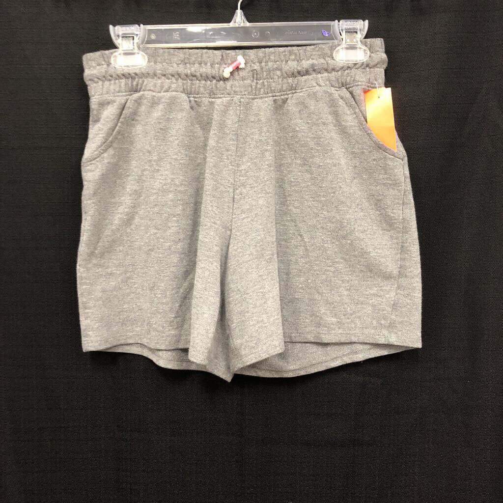 elastic waist shorts