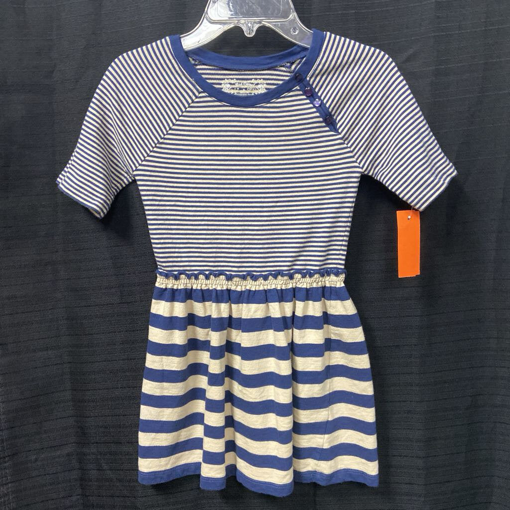 striped 3/4 sleeve dress