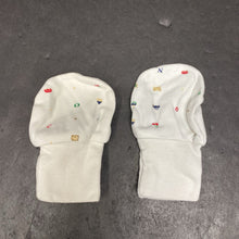Load image into Gallery viewer, 4pk ABC Mittens
