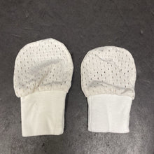 Load image into Gallery viewer, 2pk Jersey Mittens
