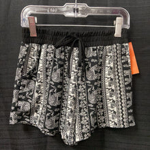 Load image into Gallery viewer, paisley elephant pattern shorts
