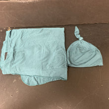 Load image into Gallery viewer, Swaddle Blanket &amp; Hat Set
