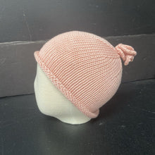 Load image into Gallery viewer, Girls Knit Winter Hat (NEW) (Pampered Posies)
