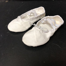 Load image into Gallery viewer, Girls Ballet Shoes
