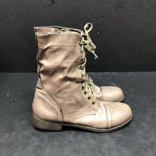 Load image into Gallery viewer, Girls Lace Up Boots

