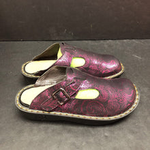 Load image into Gallery viewer, Girls Slip On Shoes
