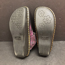 Load image into Gallery viewer, Girls Slip On Shoes
