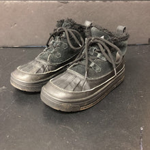 Load image into Gallery viewer, Boys Winter Sneakers
