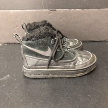 Load image into Gallery viewer, Boys Winter Sneakers
