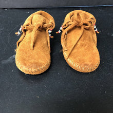 Load image into Gallery viewer, Boys Moccasins
