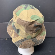 Load image into Gallery viewer, Boys Camo Hat
