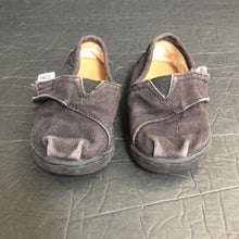 Load image into Gallery viewer, Girls Slip On Shoes
