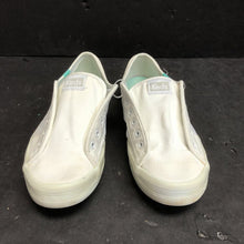Load image into Gallery viewer, Girls Shoes
