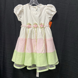 tiered dress w/ flowers