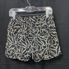 Load image into Gallery viewer, pattern print rollup shorts

