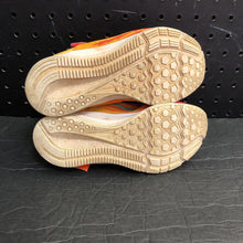 Load image into Gallery viewer, Girls Downshifter 8 Sneakers
