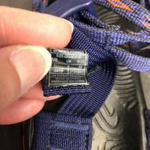 Load image into Gallery viewer, Girls Sandals
