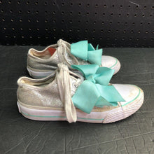Load image into Gallery viewer, Girls Sparkly Bow Shoes
