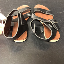 Load image into Gallery viewer, Girls Sandals
