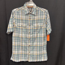 Load image into Gallery viewer, plaid button up shirt
