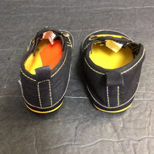 Load image into Gallery viewer, Boys Batman Shoes
