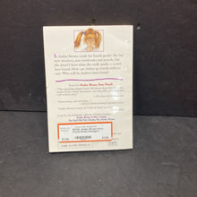 Load image into Gallery viewer, Amber Brown Goes Fourth (Paula Danziger) (Old Cover) -series paperback
