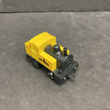 Load image into Gallery viewer, Pull Back Steam Loco Metal Train Engine
