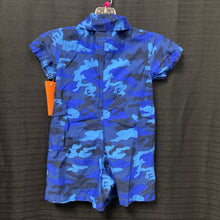 Load image into Gallery viewer, collared button up camo outfit
