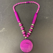 Load image into Gallery viewer, Chunky Beaded Necklace
