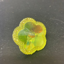 Load image into Gallery viewer, Flower Stretchy Ring

