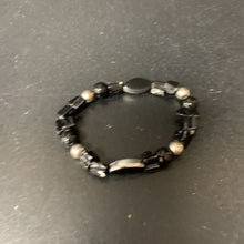 Load image into Gallery viewer, Beaded Bracelet
