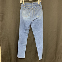 Load image into Gallery viewer, Distressed Denim Pants
