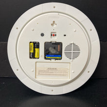 Load image into Gallery viewer, Clock 1999 Vintage Collectible Battery Operated
