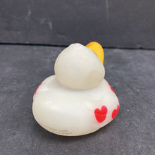 Load image into Gallery viewer, 4pk Bath Toys
