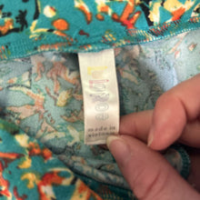 Load image into Gallery viewer, Patterned Leggings
