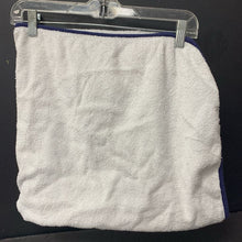 Load image into Gallery viewer, Turtle Infant Hooded Bath Towel
