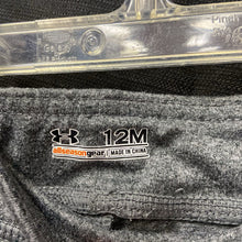 Load image into Gallery viewer, Capri Leggings
