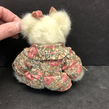 Load image into Gallery viewer, Laurel S Berrijam Bear
