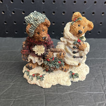 Load image into Gallery viewer, Edmund &amp; Bailey... Gathering Holly Christmas Figurine

