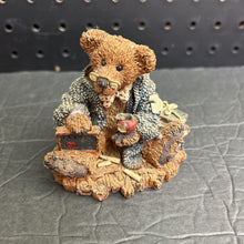 Load image into Gallery viewer, Wilson the "Perfesser" Figurine
