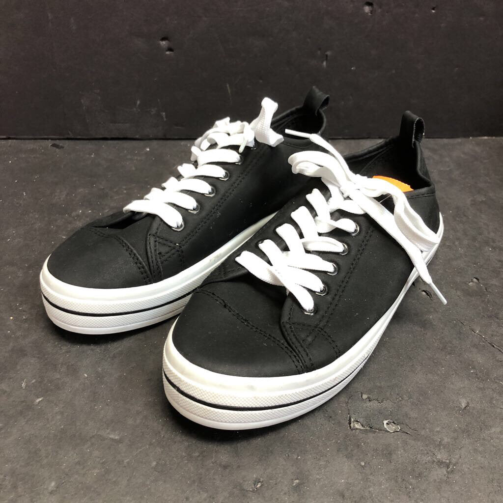 Womens Sneakers
